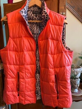 Woman's Reversible Vest Size 16
